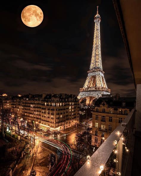 Бесплатный игровой автомат A Night In Paris (Ночь в Париже)